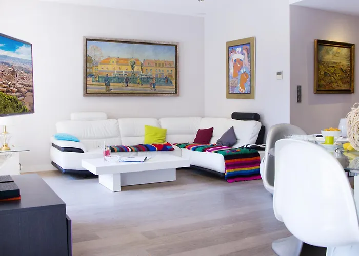 My Casa - Karr - Beautiful Apartment Suite Downtown
